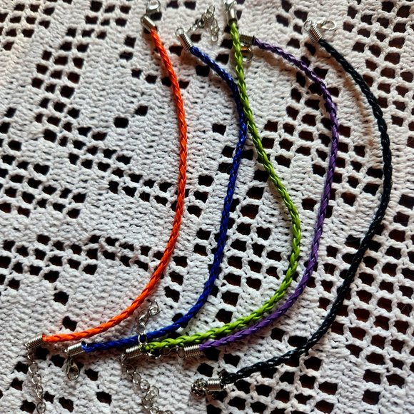 8" Braided Leather Bracelets In Various Colours Great By Itslef Or Add Charms - Picture 1 of 2